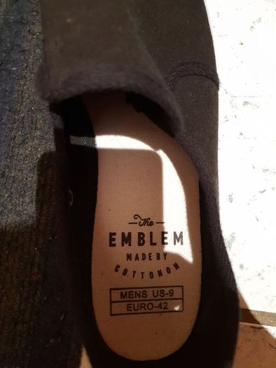 emblem black mens shoes