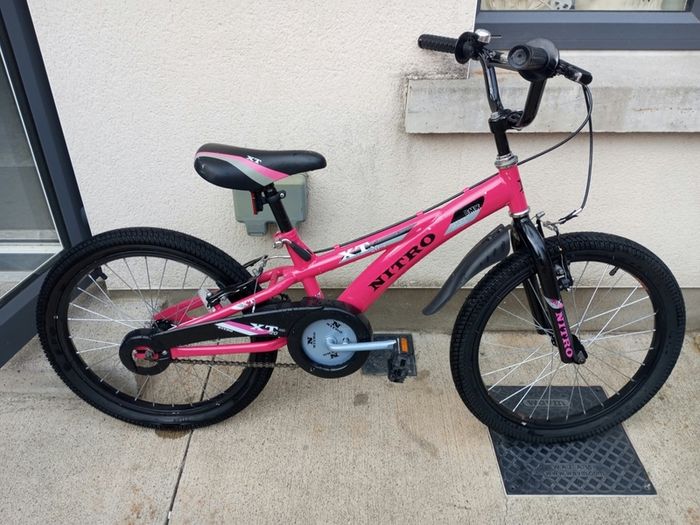 Kids nitro bike size 20 inch wheels
