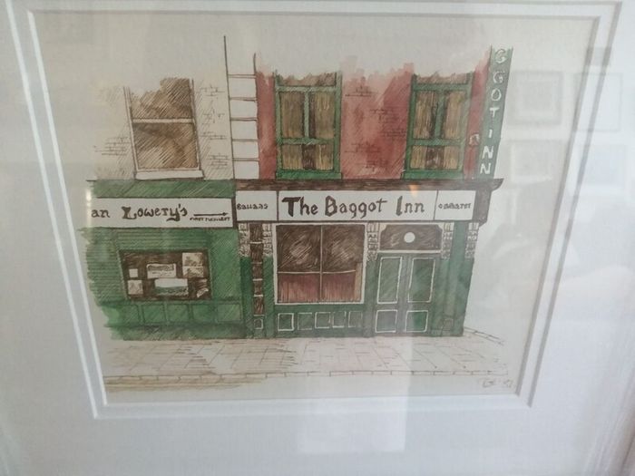 Original Pen and Watercolour painting of Baggot Inn