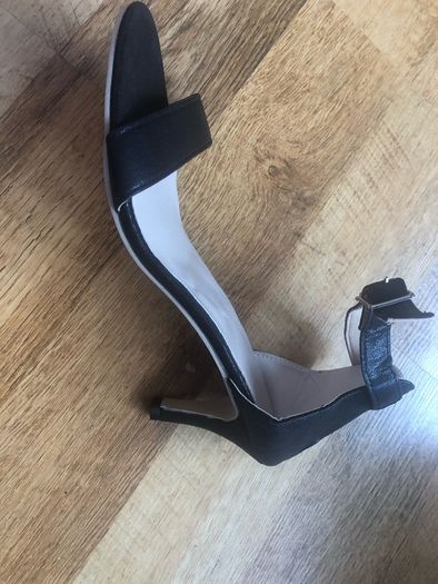 ladies shoes