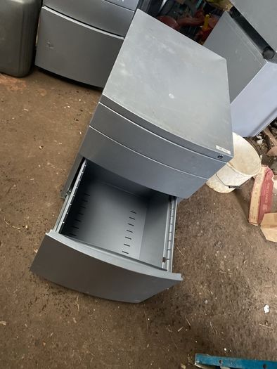 Filling Cabinets on rollers