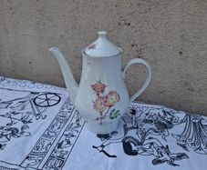 China floral tea pot postage possible