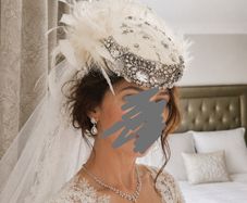 Carol Kennelly bespoke bridal headpiece