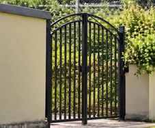 Metal Gate