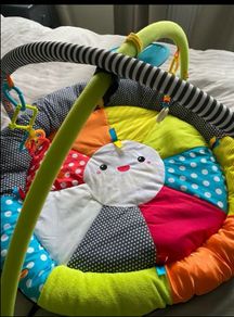 play gym and baby changing mat