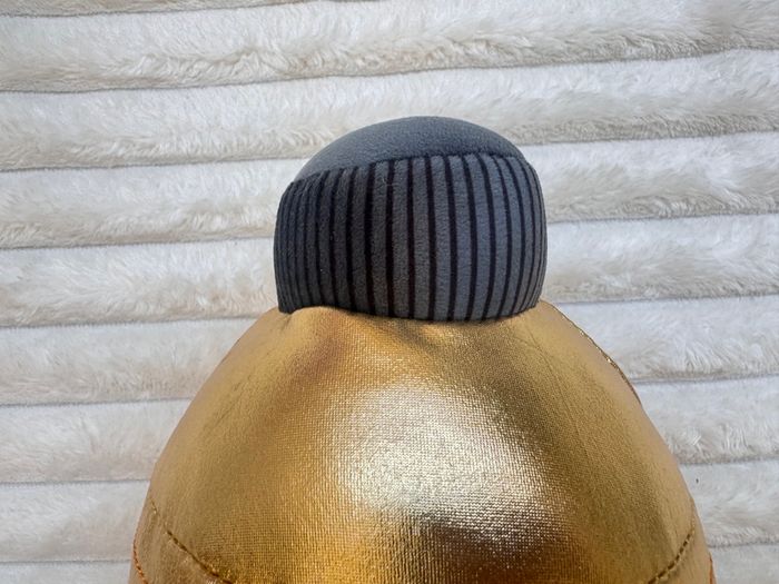 Gold Energy Drink Metallic Plush approx. 30 cm. Used Please see photos