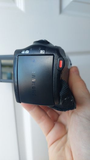 Samsung SMX-F50 Retro Y2K Camcorder Video Camera