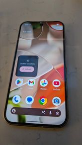 Google Pixel 9 Porcelain White phone + extras