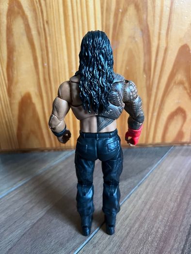 Roman Reigns Ultimate WWE Wrestling figure
