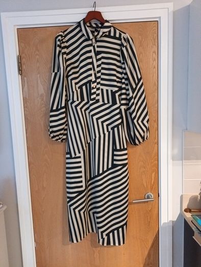 F&F Dress. S.14.  New-No Tag.