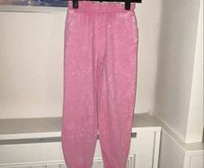Brand New Girls Oversized Pink Joggers. Age UK 9 / EU 134 cm