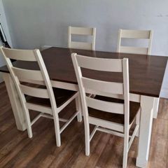 As New - Stunning Very Solid 5Ft Kitchen Dining Table - Can Deliver