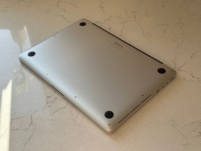 Macbook Pro Retina 2015 (512GB, 8GB, 2.7 GHz i5)