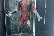 Hot Toys Deadpool Zombie version