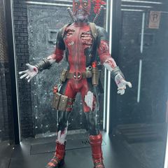 Hot Toys Deadpool Zombie version