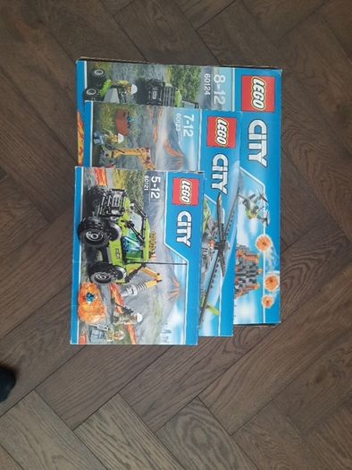 lego city volcano explorers joblot