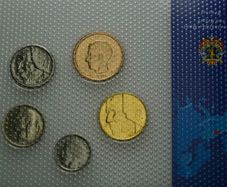 Belgium uncirculated coin set various dates sealed 1 franc to 50 francs