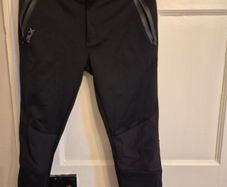 Waterproof hiking/walking trousers