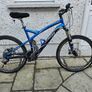 Specialized Stumpjumper mountain bike Image 2