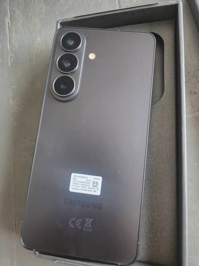 Samsung S26