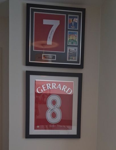 Rare Kenny Dalglish signed and framed Liverpool dhirt