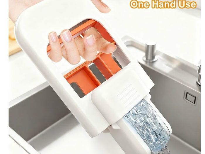 Brand New Pack of 2 Foldable Mini Mops