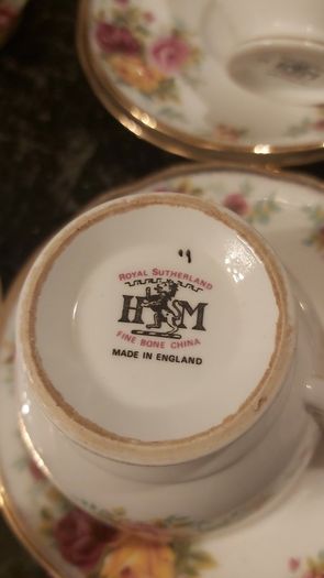 Royal Sutherland  roses set 17pcs