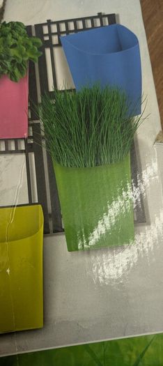 Hanging flower planters