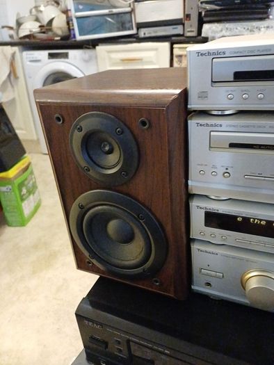 Technics cd,radio and cassette deck. With remote control.
