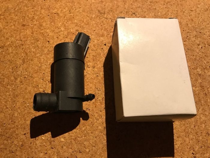 Washer Pump Volvo S 80