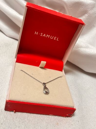 H.Samuel necklace