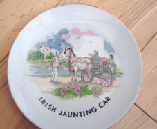 Vintage  Souvenir Wall Plate