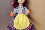 Vintage Portuguese Handmade Souvenir Doll / 1970s