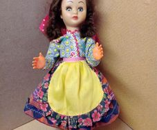 Vintage Portuguese Handmade Souvenir Doll / 1970s