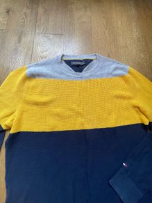 Tommy Hilfiger jumper size Medium