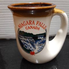 Vintage Horn Shaped Souvenir Cup / Niagara Falls
