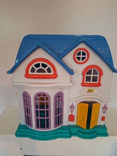 Keenway My Happy Family Doll Play House