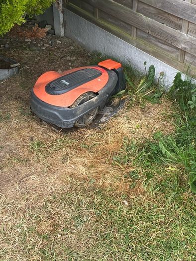 Flymo robot mower 800