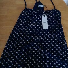 ONLY brand new stappy top