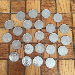 24 1998 World Cup Football Coins - England Squad.