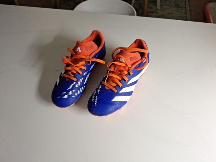 Adidas Predator size 3 rugby soccer soft ground