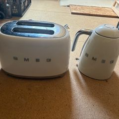 Smeg Toaster And Kettle