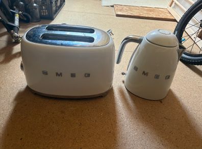 Smeg Toaster And Kettle