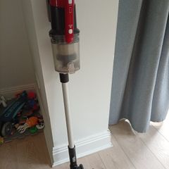 Cordless hoover