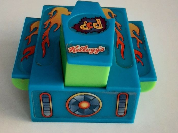 New vintage crispies transformer car