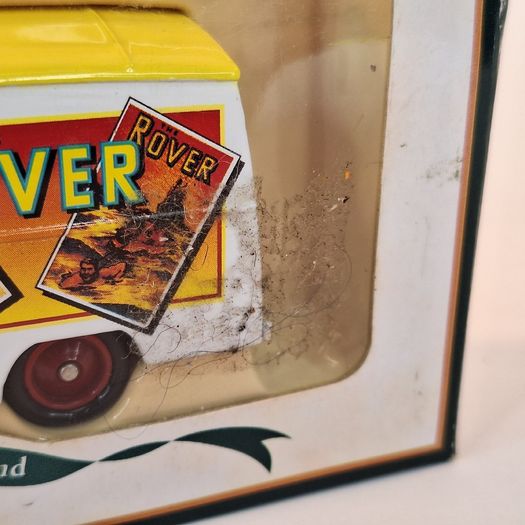 LLedo Diecast Model of Days Gone LD150 Van The Rover