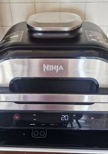 Ninja foodi Max health grill and airfryer