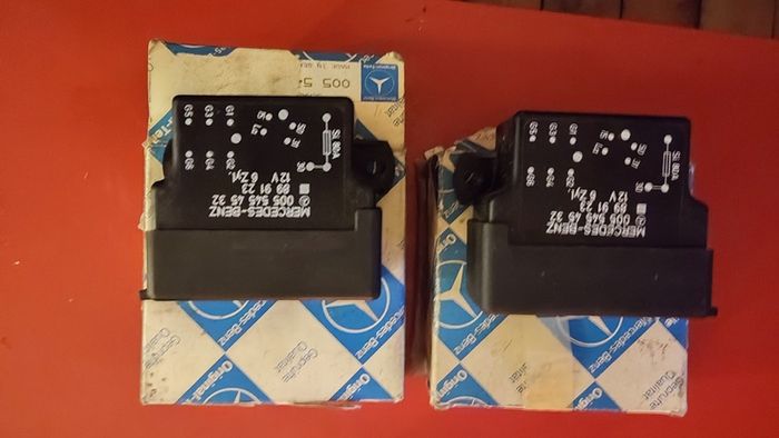 Mercedes Glow Plug Relay (NOS)
