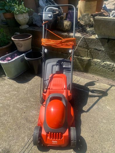 Flymo electric lawnmower