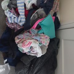 Girls clothing 5-6 years